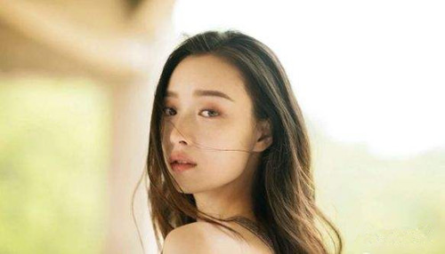 在学校怎么和女生搭讪容易成功点? 在学校怎么和女生搭讪容易成功点?第2张